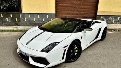 Usata Lamborghini Gallardo 560 CV (411 kW) 2009 Bianco Cabrio