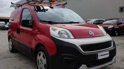 Usata Fiat Fiorino 95 CV (69 kW) 2016 Rosso Monovolume