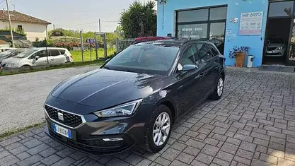 Usata Seat Leon Business 130 CV (95 kW) 2022 Grigio Station wagon