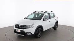 Usata 2017 Dacia Sandero Tre volumi | 9699 € (Buon prezzo)