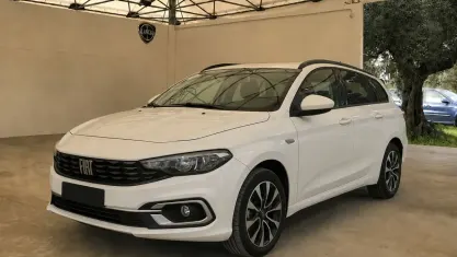 Begagnad Fiat Tipo City Life 95 HK (69 kW) 2022 Vit Kombi