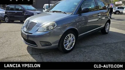 Usata Lancia Ypsilon 69 CV (50 kW) 2011 Utilitaria