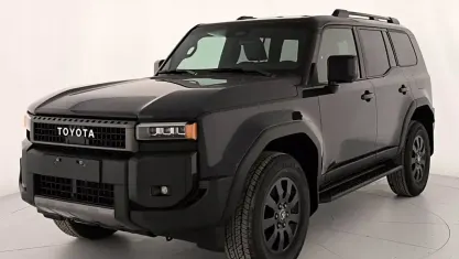 Usata Toyota Land Cruiser 205 CV (150 kW) 2024 Grigio SUV
