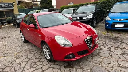 Usata Alfa Romeo Giulietta Exclusive 105 CV (77 kW) 2013 Utilitaria