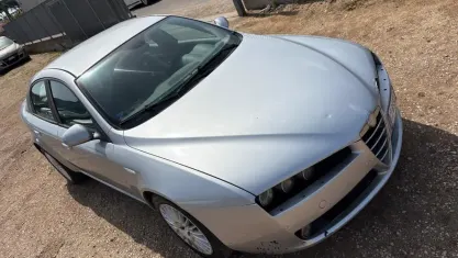 Usata Alfa Romeo 159 Progression 150 CV (110 kW) 2007 Grigio Berlina