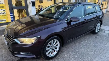 Bordeaux Usata 2018 VW Passat Highline Station wagon | 18.400 € (Buon prezzo)