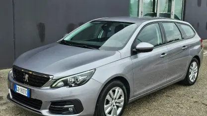 Usata Peugeot 308 Business-Line 131 CV (96 kW) 2020 Grigio Station wagon