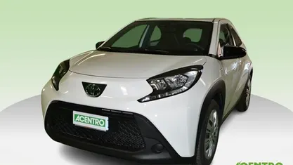 Usata Toyota Aygo X Active 72 CV (52 kW) 2025 SUV