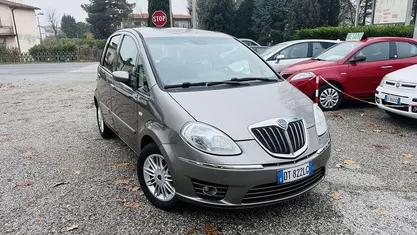 Usata Lancia Musa 78 CV (57 kW) 2009 Monovolume