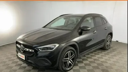 Usata Mercedes GLA200 150 CV (110 kW) 2021 Nero SUV