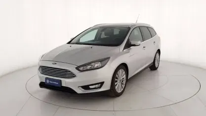 Usata Ford Focus Titanium 120 CV (88 kW) 2016 Argento metallizzato Station wagon
