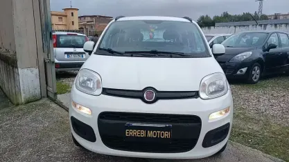Usata Fiat Panda Lounge 80 CV (58 kW) 2014 Bianco Utilitaria