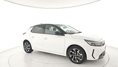 Używany Opel Corsa 101 KM (74 kW) 2024 Biały Hatchback