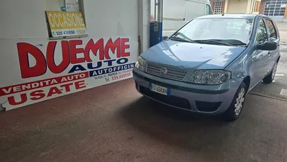 Usata 2011 Fiat Punto Active Tre volumi | 2900 € (Super prezzo)