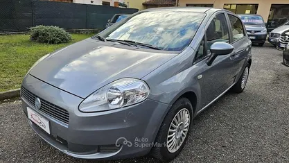 Usata Fiat Punto 95 CV (69 kW) 2006 Argento Utilitaria