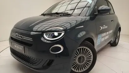Nuova Fiat 500 65 CV (47 kW) 2025 Blu/azzurro Berlina