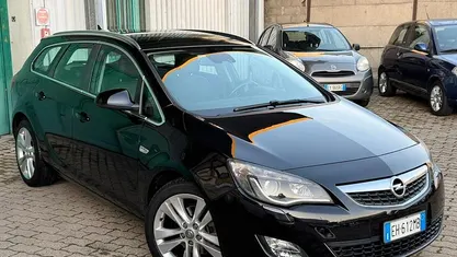 Usata Opel Astra Cosmo 125 CV (91 kW) 2011 Station wagon