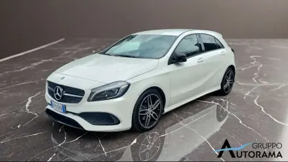Usata Mercedes A200 Premium 136 CV (100 kW) 2017 Bianco Berlina