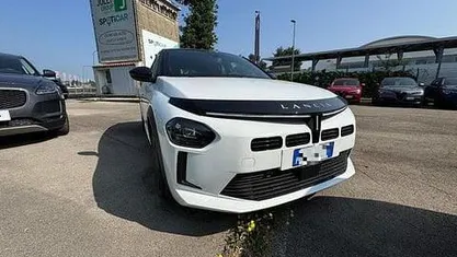 Usata Lancia Ypsilon 110 CV (80 kW) 2025 Utilitaria