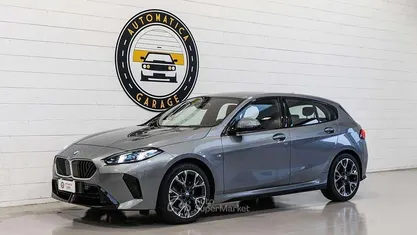 Grigio Usata 2024 BMW 120 M Sport Due volumi | 35.600 € (Ottimo prezzo)