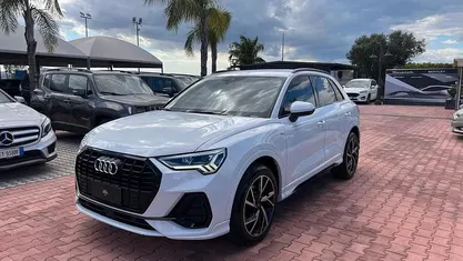 Usata Audi Q3 Ambiente 150 CV (110 kW) 2022 Bianco SUV