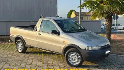 Usata Fiat Strada 69 CV (50 kW) 1999 Grigio Pick-up