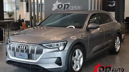 Usata Audi e-tron Ambiente 300 kW (408 CV) 2022 Grigio SUV