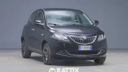 Usata Lancia Ypsilon 70 CV (51 kW) 2024 Nero Utilitaria