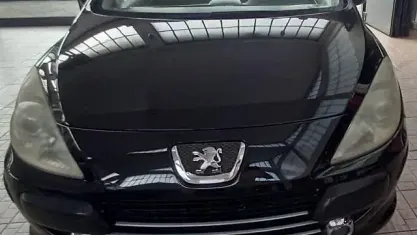 Usata Peugeot 307 CC 136 CV (100 kW) 2006 Nero Cabrio