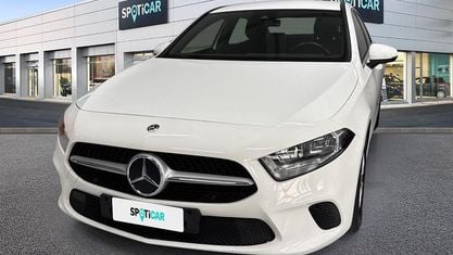 Occasion Mercedes A180 Business 116 ch (85 kW) 2020 Blanc Citadine