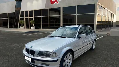 Usata BMW 320 Comfort Edition 136 CV (100 kW) 2001 Station wagon