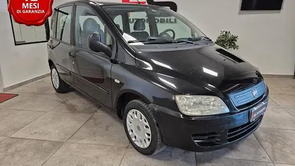 Usata 2010 Fiat Multipla Emotion Monovolume | 1990 € (Buon prezzo)