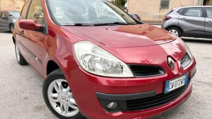 Usata Renault Clio 75 CV (55 kW) 2005 Marrone Utilitaria