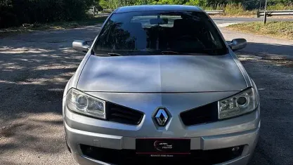 Usata Renault Mégane 106 CV (77 kW) 2008 Grigio Berlina