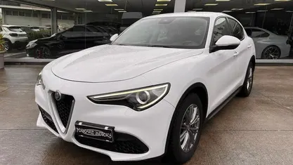 Usata Alfa Romeo Stelvio 160 CV (117 kW) 2019 Bianco SUV