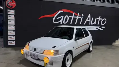 Usata Peugeot 106 98 CV (72 kW) 1995 Bianco Utilitaria