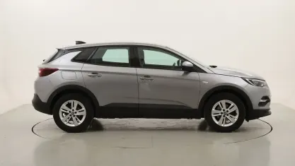 Usata Opel Grandland X Business 131 CV (96 kW) 2020 Argentoargento SUV