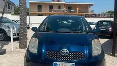Blu/azzurro Usata 2006 Toyota Yaris Sol Tre volumi | 2500 € (Buon prezzo)