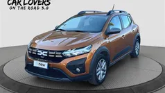 Arancio Usata 2023 Dacia Sandero Comfort Due volumi | 13.490 € (Buon prezzo)