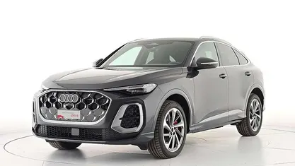 Grigio Nuova 2025 Audi Q5 Sportback S-Line SUV | 71.900 € (Super prezzo)