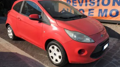 Usata Ford Ka Titanium 69 CV (50 kW) 2010 Rosso Utilitaria