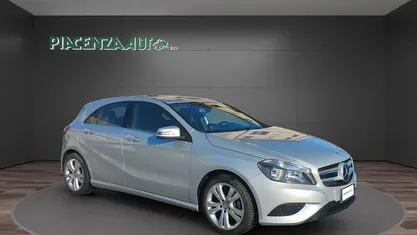 Usata Mercedes A180 109 CV (80 kW) 2014 Berlina