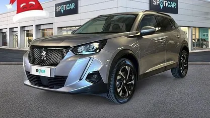 Grigio Usata 2020 Peugeot 2008 Allure SUV | 14.950 € (Buon prezzo)