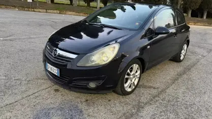 Usata Opel Corsa Sport 80 CV (58 kW) 2008 Grigio Utilitaria