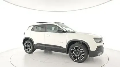 Nuova Jeep Avenger Summit 109 CV (80 kW) 2025 Beige SUV
