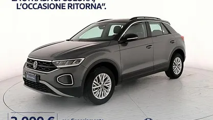Usata VW T-Roc Life 150 CV (110 kW) 2024 Nero SUV
