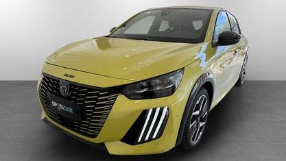 Usata Peugeot e-208 GT 61 kW (84 CV) 2024 Giallo Utilitaria