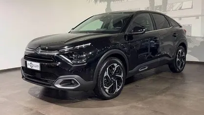 Nero Usata 2024 Citroën C4 PureTech Tre volumi | 19.800 € (Buon prezzo)