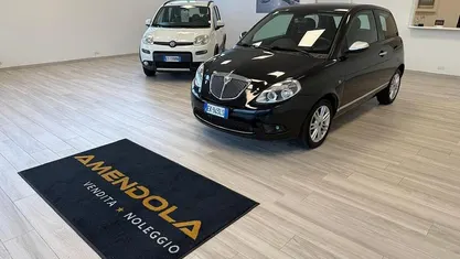 Usata 2011 Lancia Ypsilon Due volumi | 3600 € (Buon prezzo)