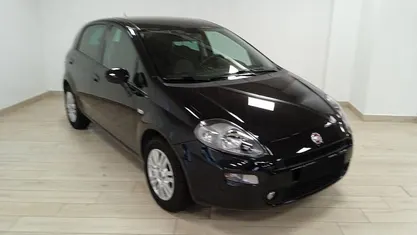 Usata Fiat Punto Street 77 CV (56 kW) 2018 Nero Utilitaria